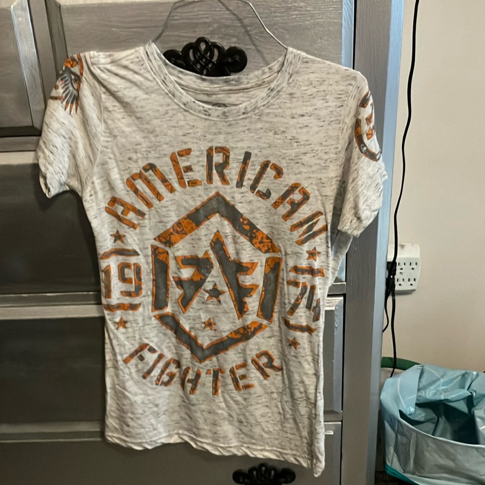 Short sleeved size large shirt